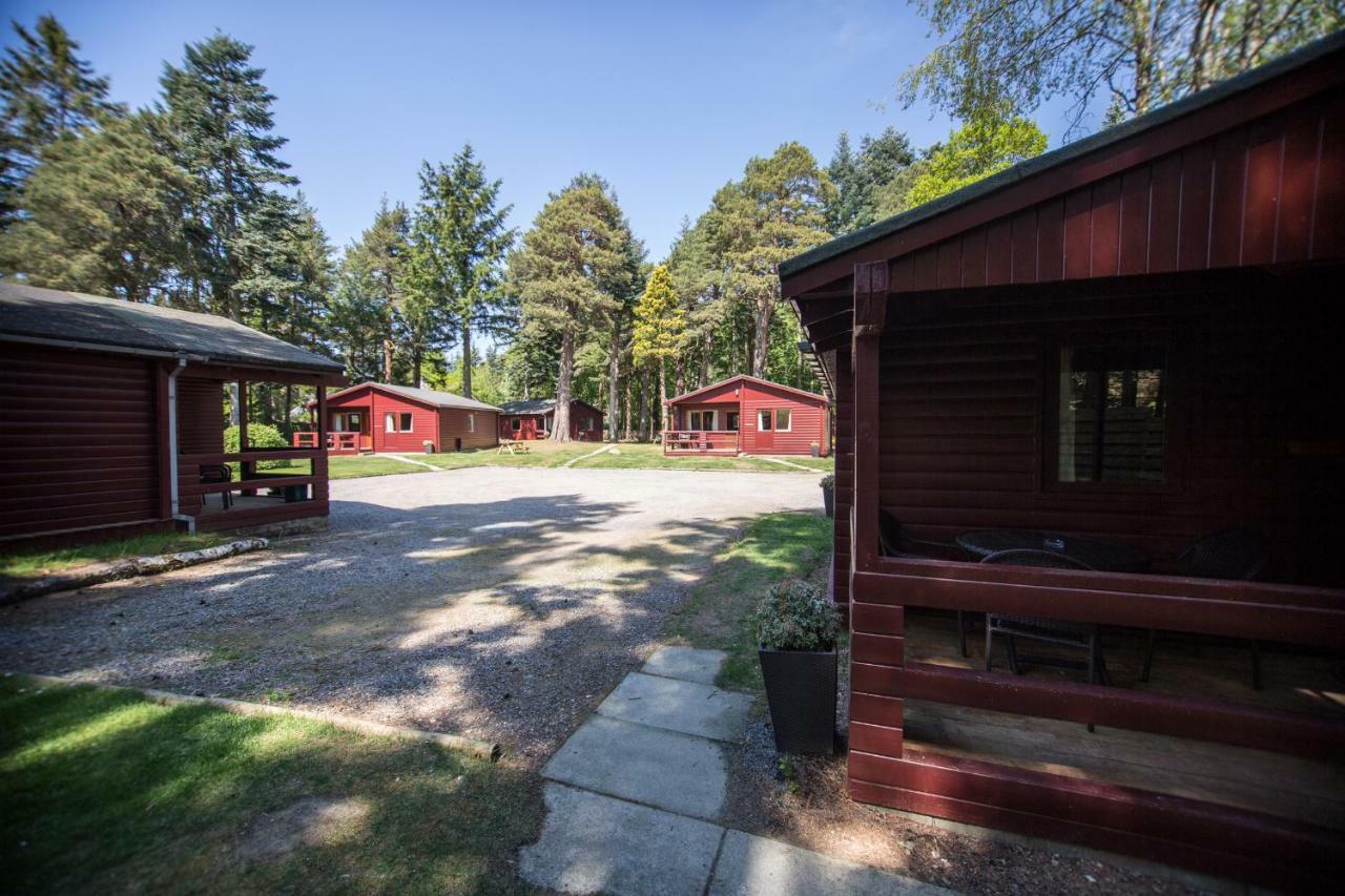 Invercauld Lodges Ballater Exterior photo