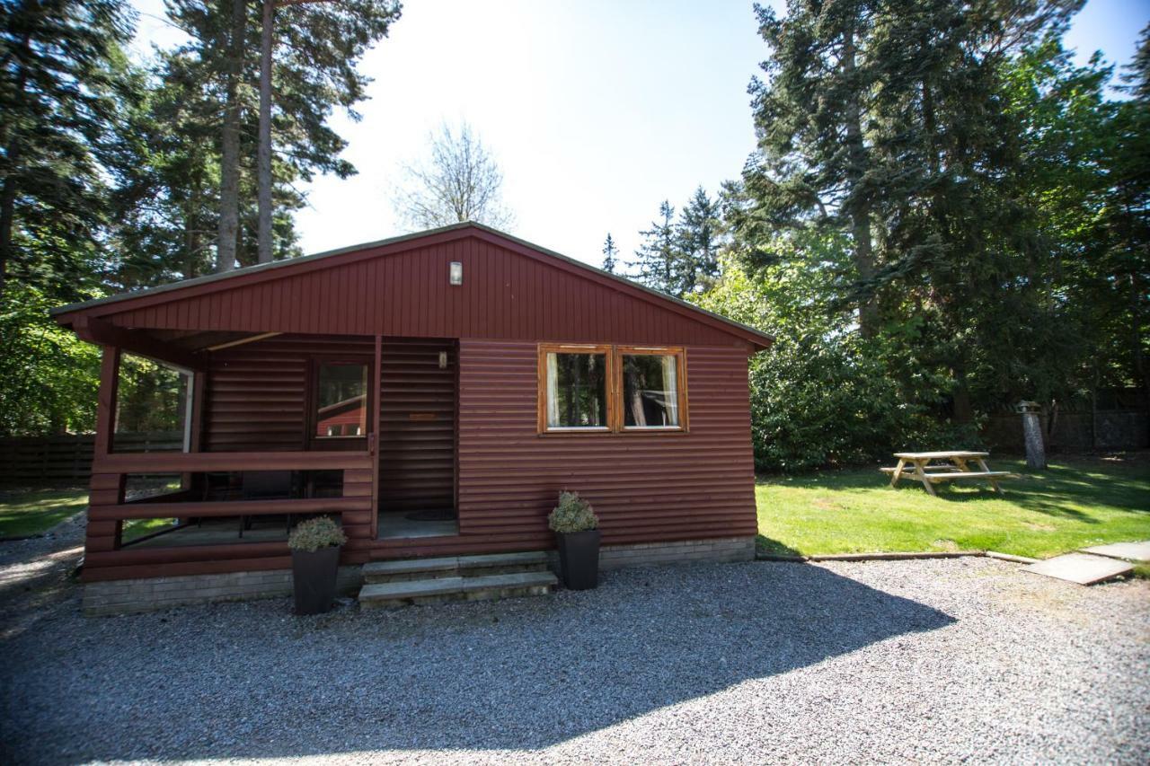 Invercauld Lodges Ballater Exterior photo